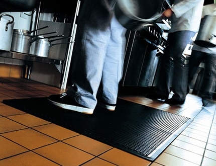 Anti-Fatigue Floor Mats Relieve Pressure and Improve Safety | Alsco NZ