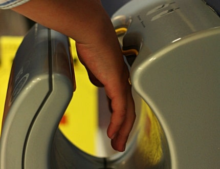 A jet air hand dryer machine